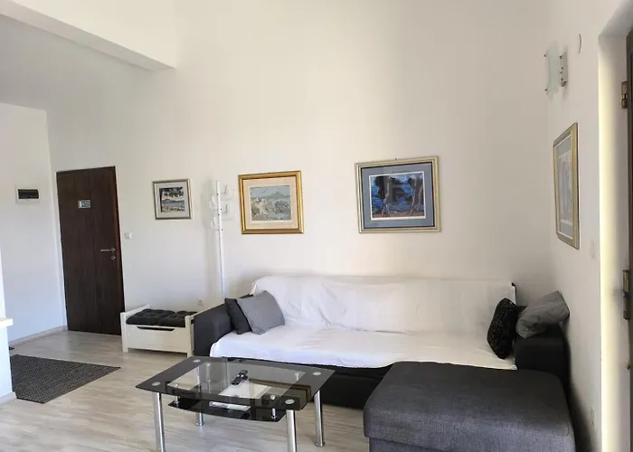 Hrvoje 3* Primošten